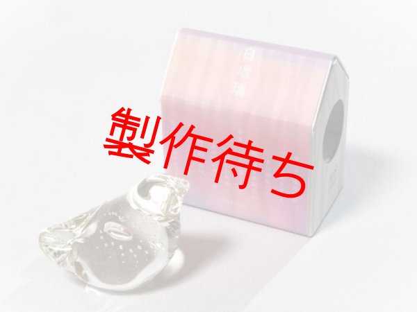 「白瑠璃ガラス」ことり イメージ